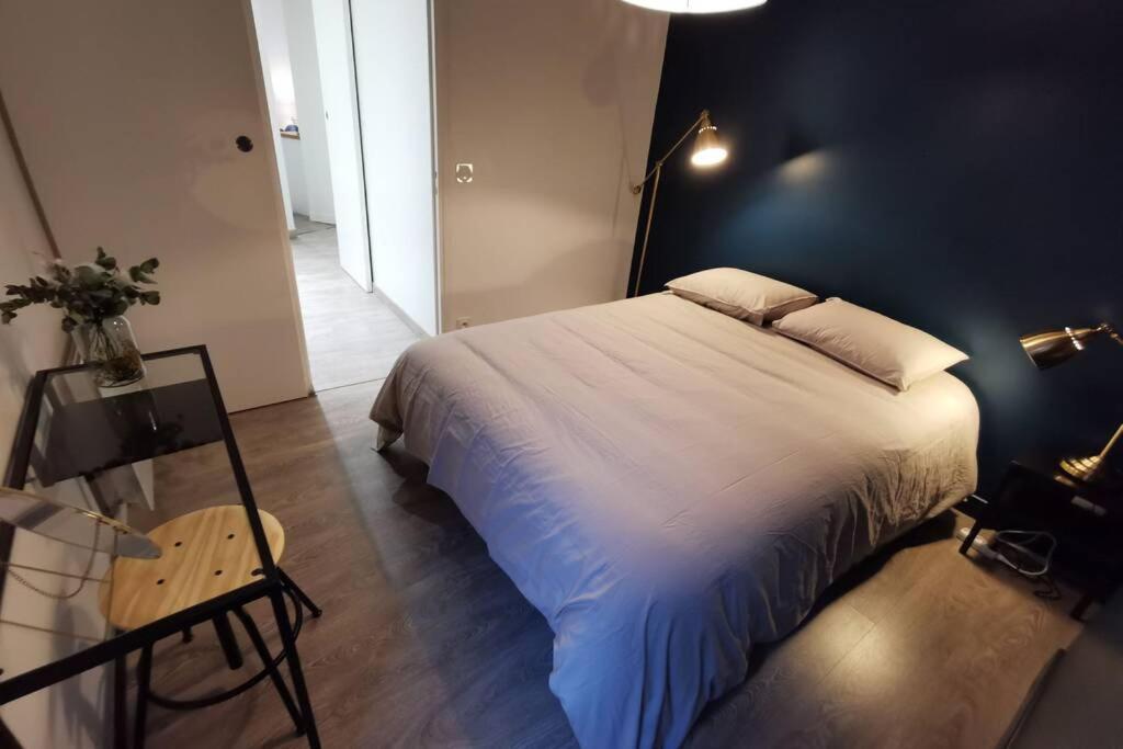 Appartement F2 Cosy Proche De L'Hyper Centre Caen Eksteriør bilde