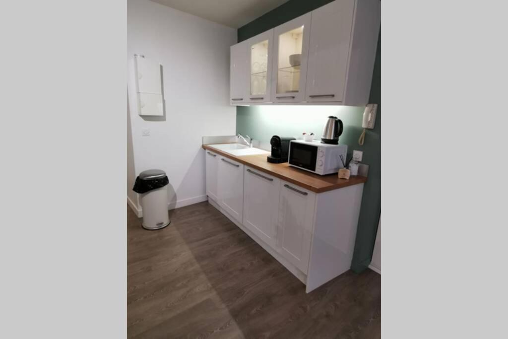 Appartement F2 Cosy Proche De L'Hyper Centre Caen Eksteriør bilde