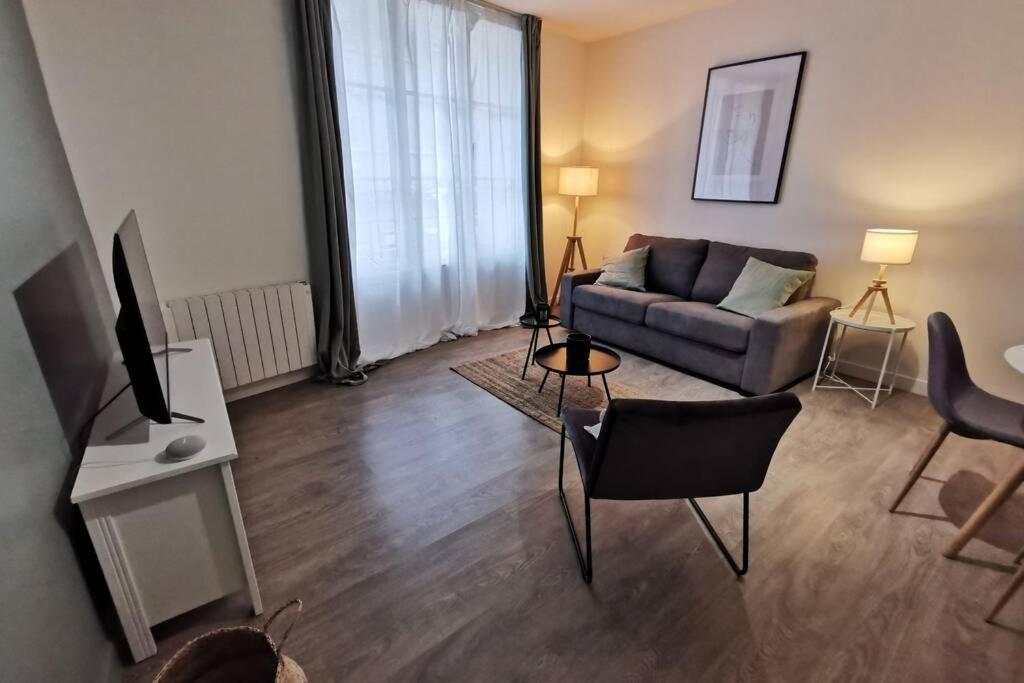 Appartement F2 Cosy Proche De L'Hyper Centre Caen Eksteriør bilde